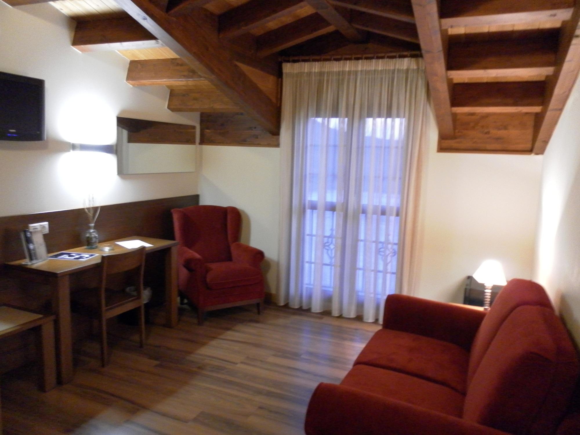 Hotel Milagros Rio Riaza Екстер'єр фото