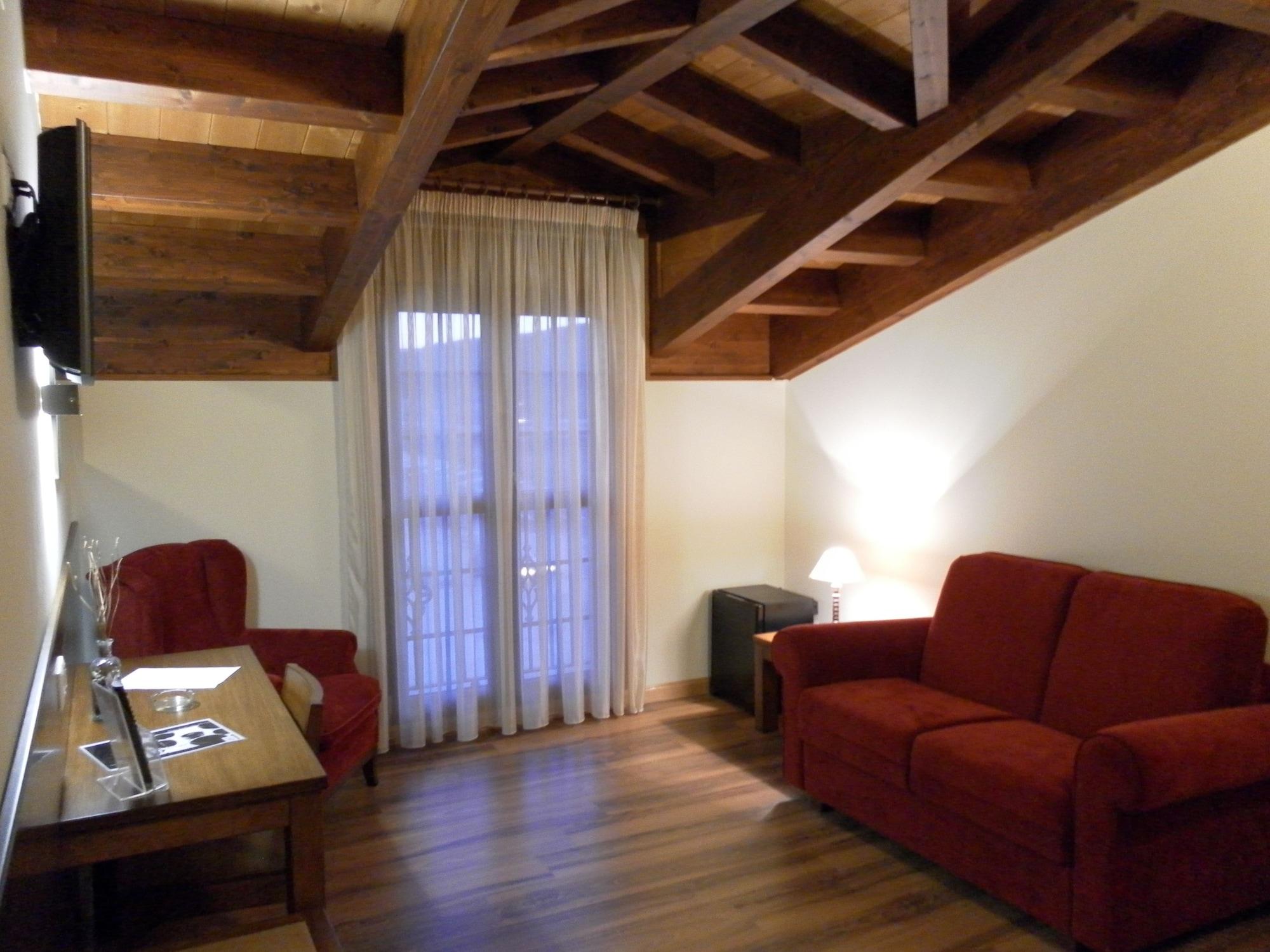 Hotel Milagros Rio Riaza Екстер'єр фото